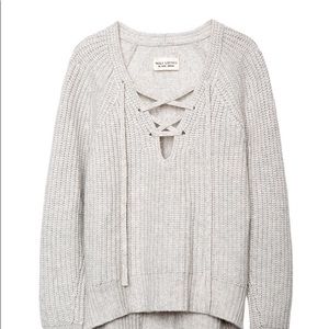 Super cute Grey Sweater